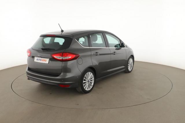 Ford C-Max image 8