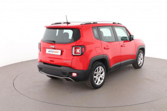 Jeep Renegade image 9