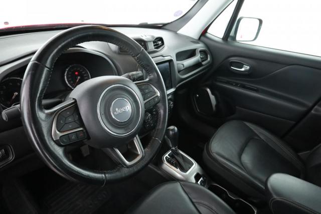 Jeep Renegade image 8