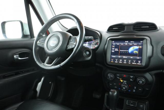 Jeep Renegade image 2