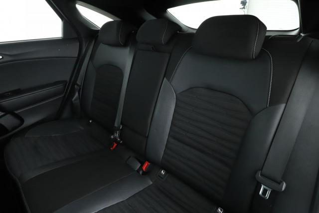Kia Proceed image 9