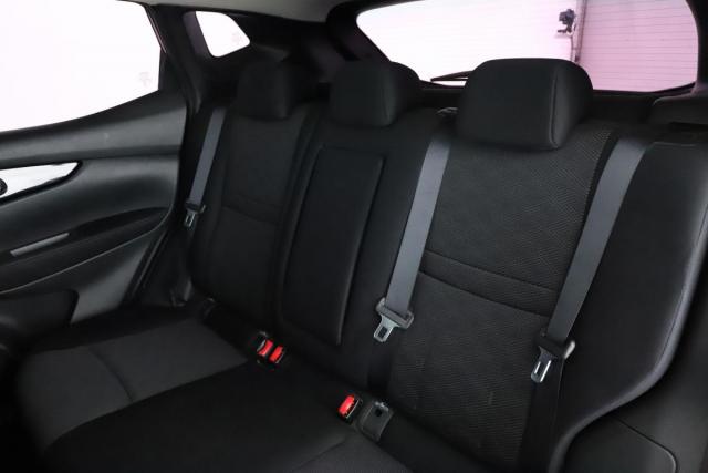 Nissan Qashqai image 2