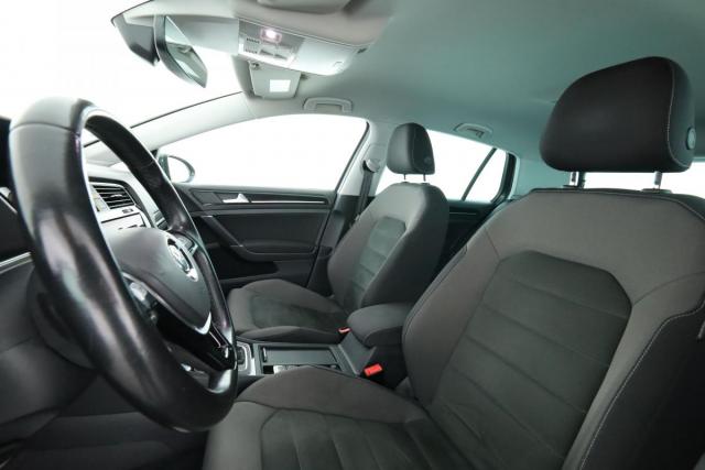 Volkswagen Golf image 2