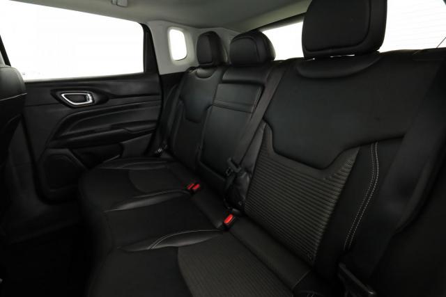 Jeep Compass image 9