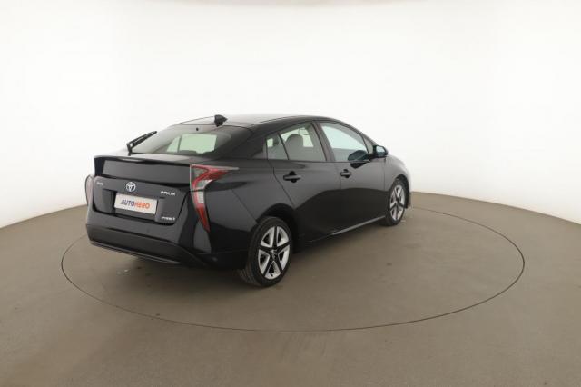 Toyota Prius image 8