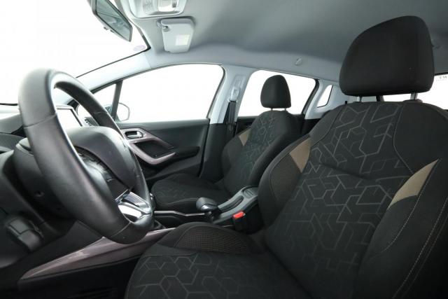 Peugeot 2008 image 5