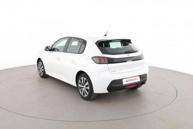 Peugeot 208 image 4