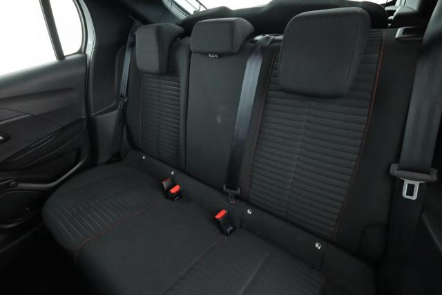 Peugeot 208 image 2