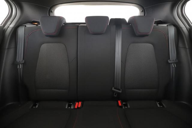 Ford Focus image 6