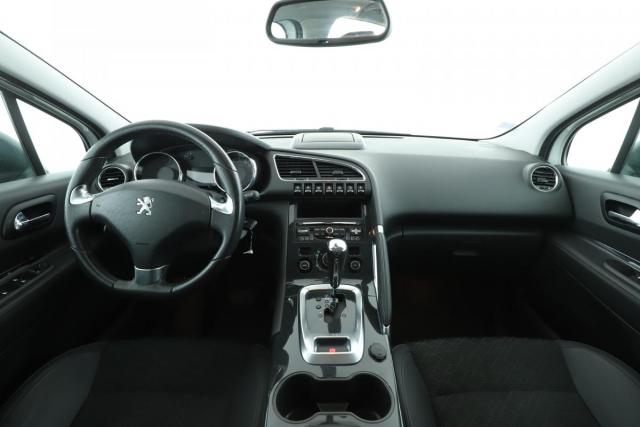 Peugeot 3008 image 2