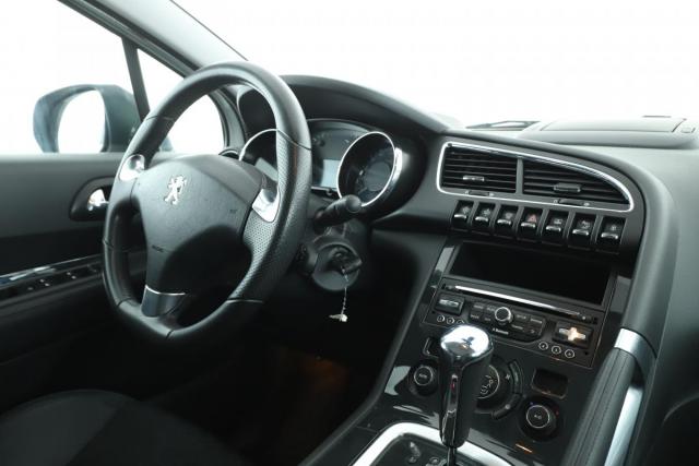Peugeot 3008 image 7