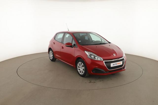 Peugeot 208 image 9