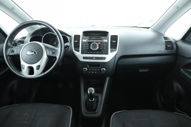 Kia Venga image 8
