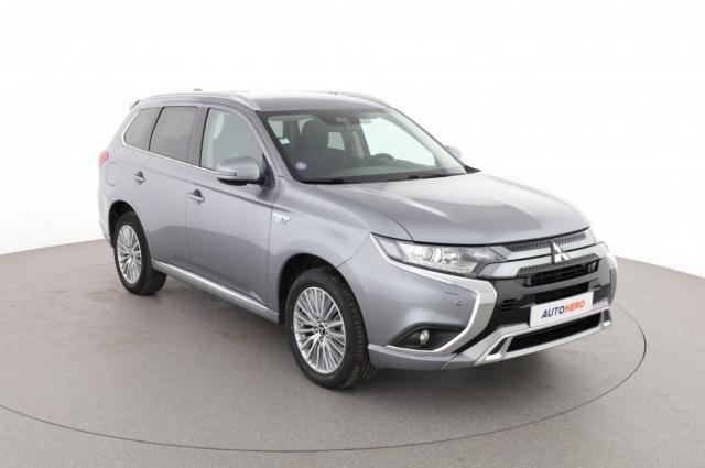 Mitsubishi Outlander image 5
