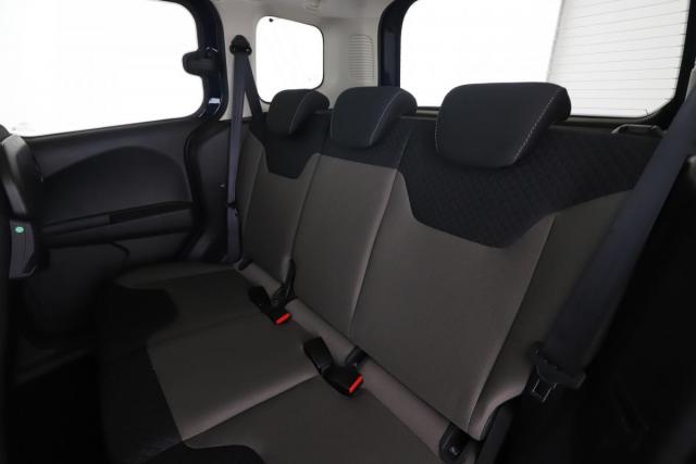 Ford Tourneo image 8