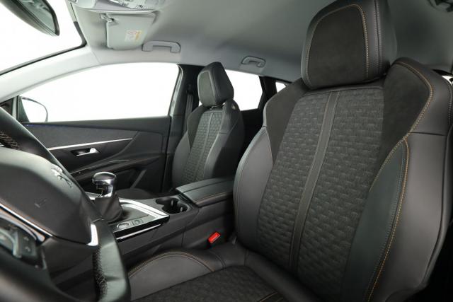 Peugeot 3008 image 6