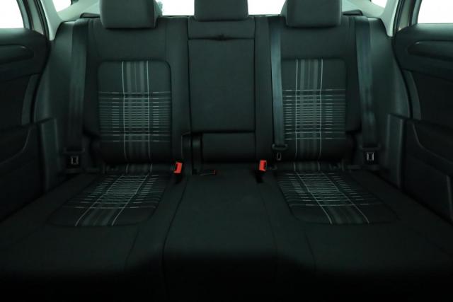 Volkswagen Golf Sportsvan image 5