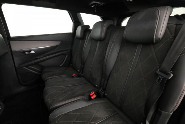 Peugeot 5008 image 2