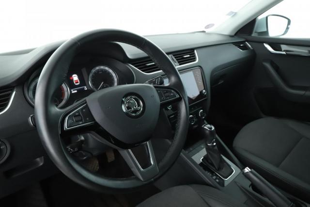 Skoda Octavia image 9