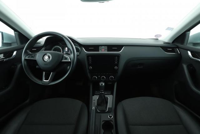 Skoda Octavia image 4