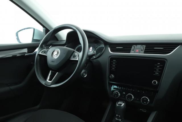 Skoda Octavia image 1