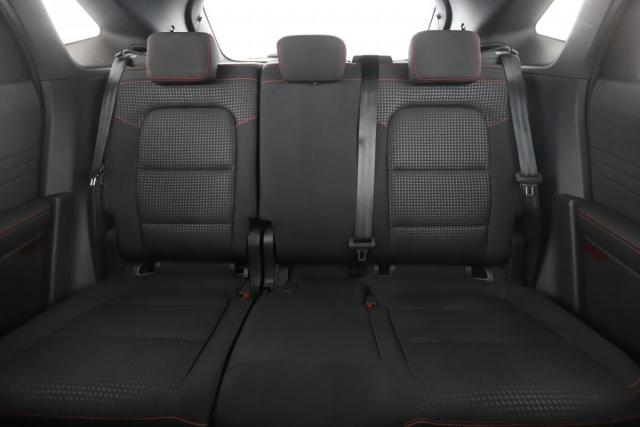 Ford Kuga image 5