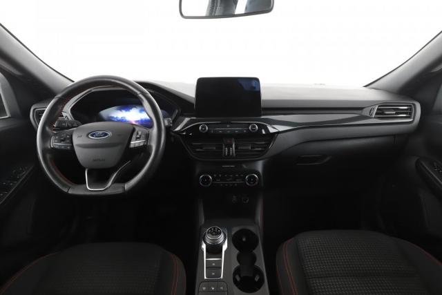 Ford Kuga image 8