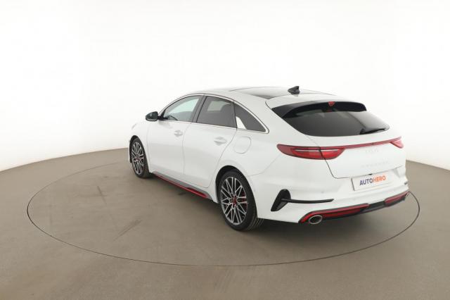 Kia Proceed image 9
