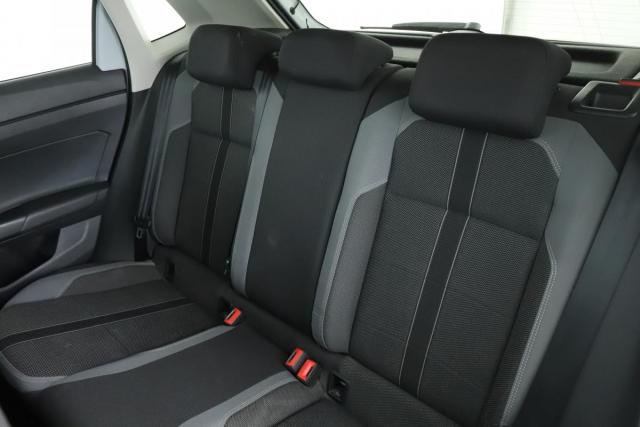 Volkswagen Polo image 8