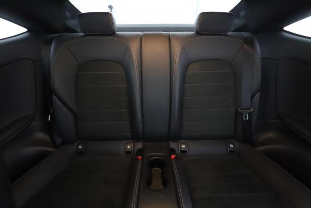 Mercedes Benz Classe C Coupe image 9
