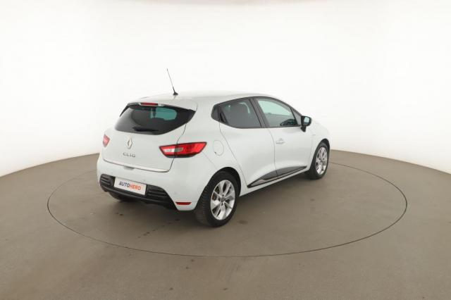 Renault Clio image 2