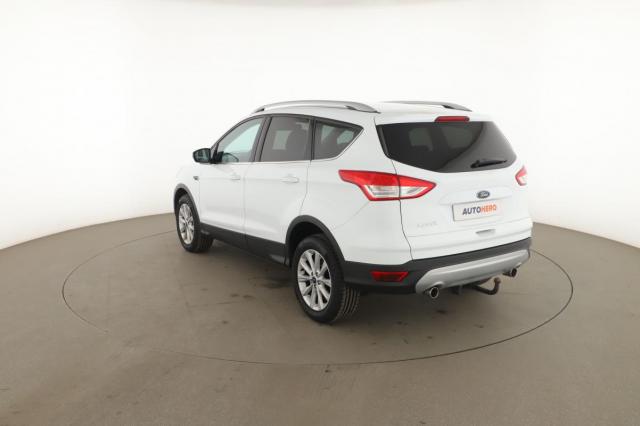 Ford Kuga image 3