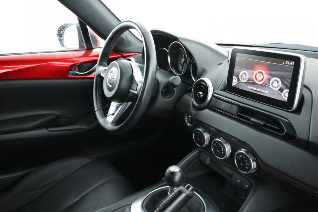 Mazda Mx-5 image 3