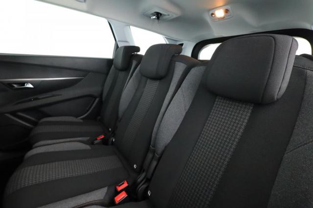 Peugeot 5008 image 5
