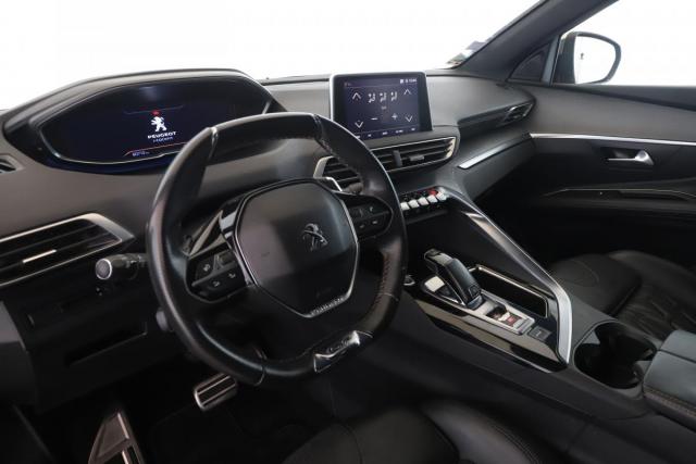 Peugeot 3008 image 3