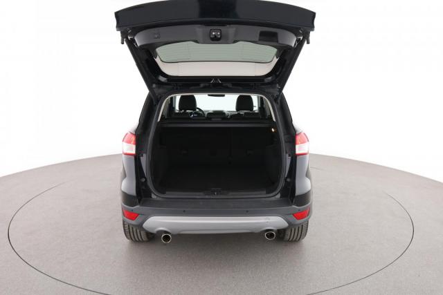 Ford Kuga image 9