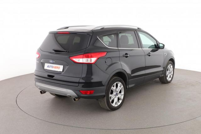 Ford Kuga image 2