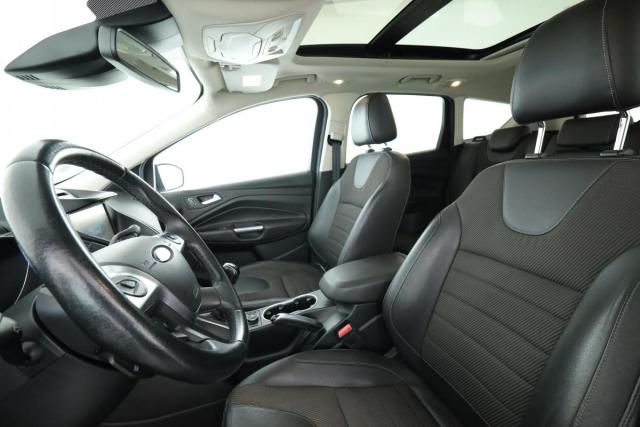 Ford Kuga image 7