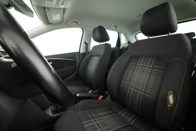 Volkswagen Polo image 6