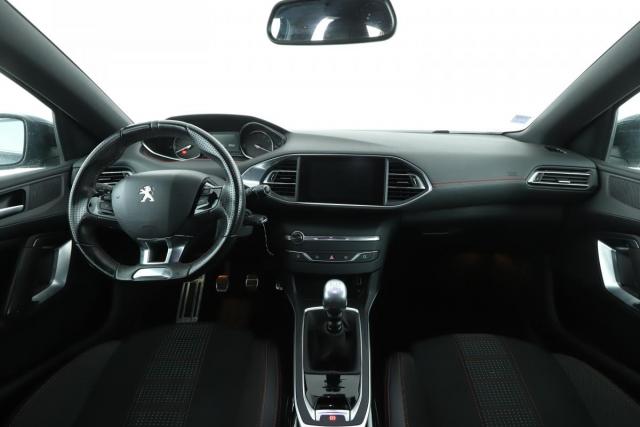 Peugeot 308 image 2