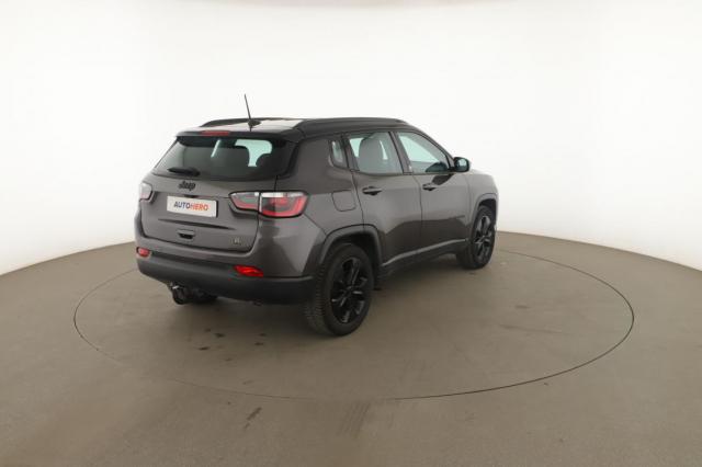 Jeep Compass image 7