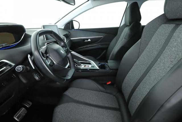 Peugeot 3008 image 3