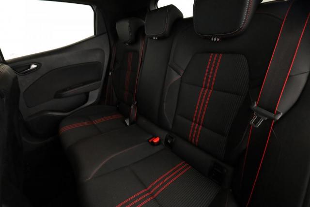 Renault Clio image 9