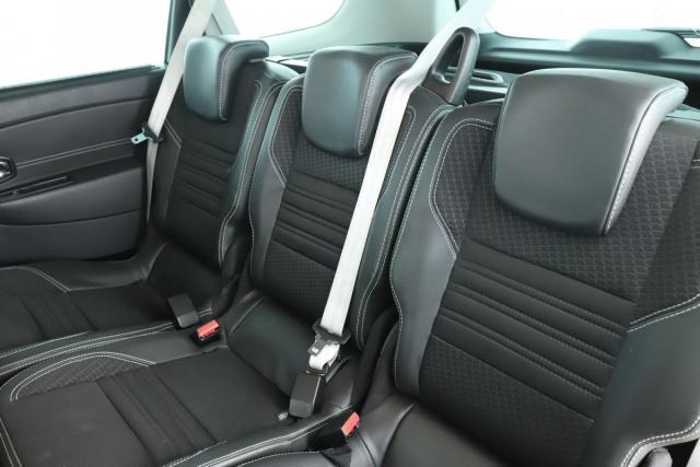 Renault Grand Scénic image 1