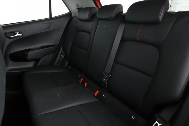 Kia Picanto image 5