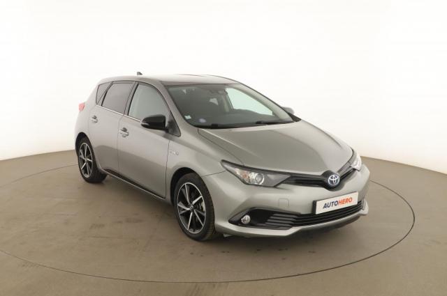Toyota Auris image 8