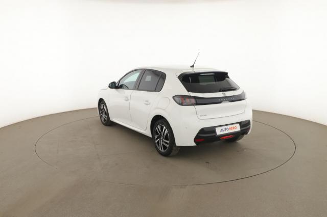 Peugeot 208 image 2