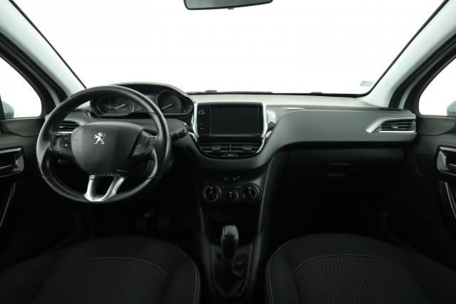 Peugeot 208 image 4