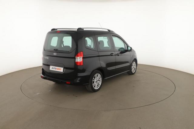 Ford Tourneo image 6