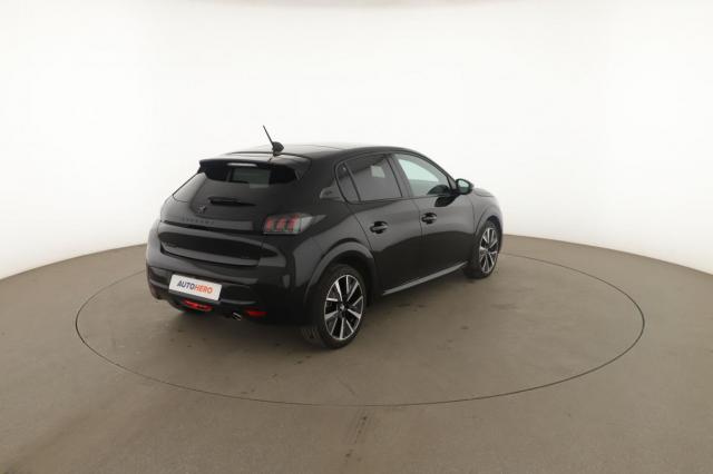 Peugeot 2008 image 5